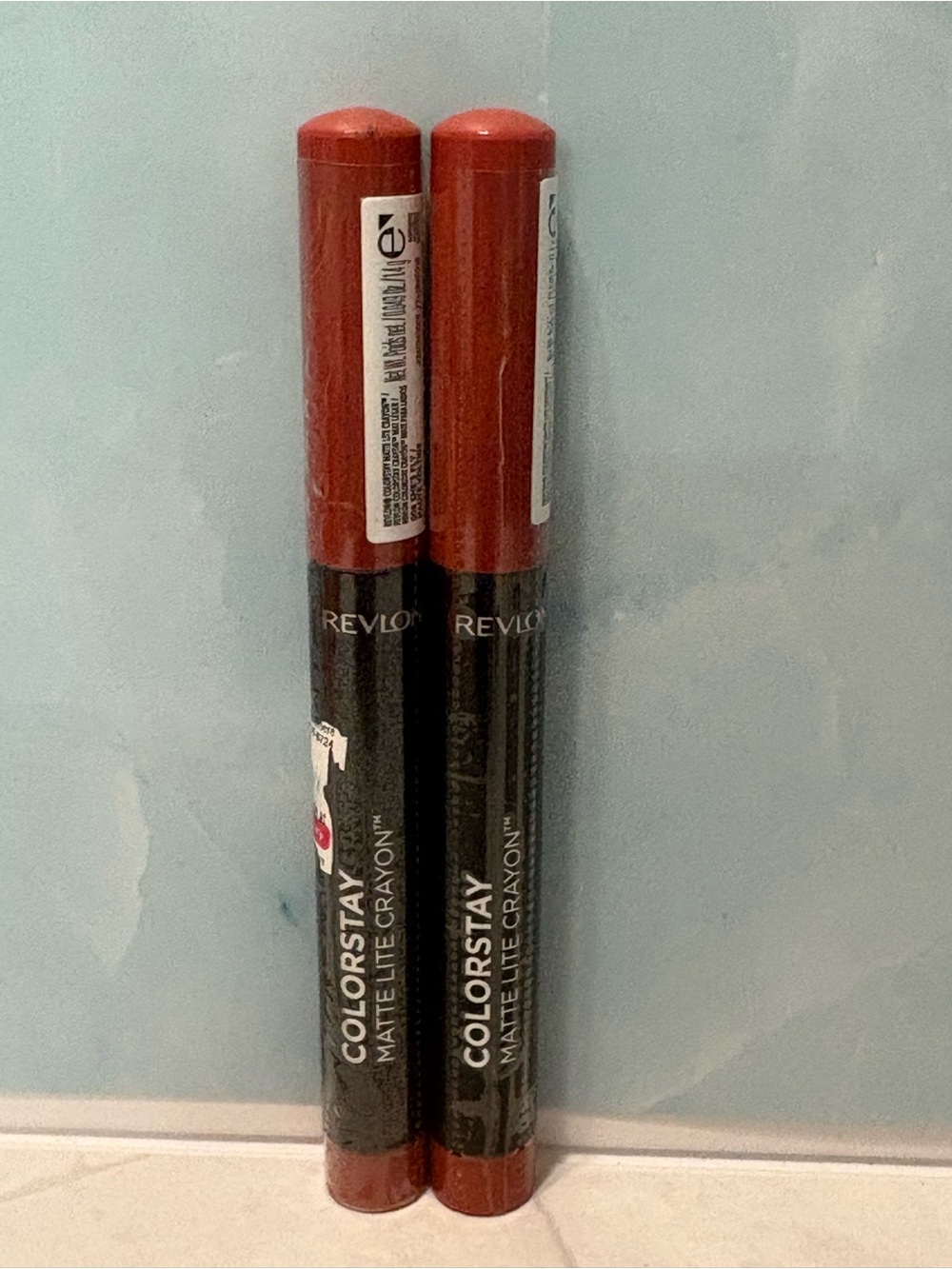 Revlon ColorStay Matte Lite Lip Crayon in She’s Fly